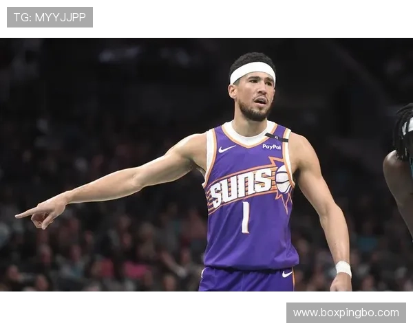 布克单打得分爆发拉开与其他得分手效率差距