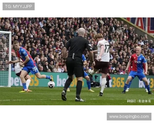 撕开左路防线制造射门，本赛季福登更胜德布劳内